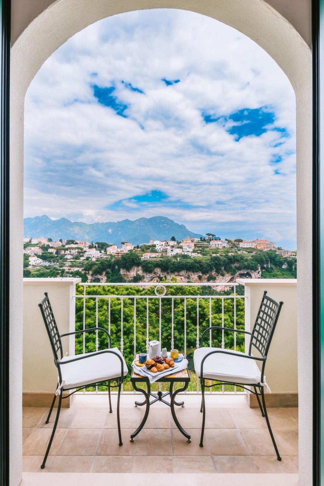 Palazzo Pascal Hotel สกาลา ภายนอก รูปภาพ